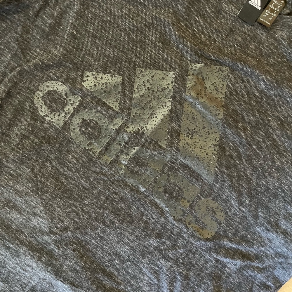 Adidas Tank - Picture 4 of 4